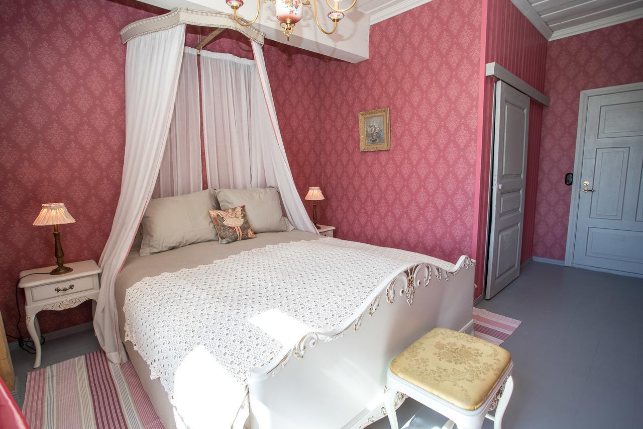 Boutique Hotel Langin Kauppahuone Raahe Kültér fotó